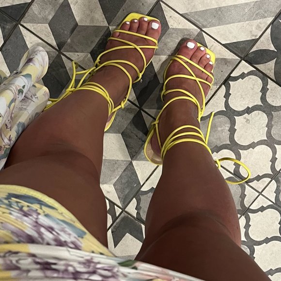 ASOS Yellow Strappy Block Heels - Picture 3 of 8